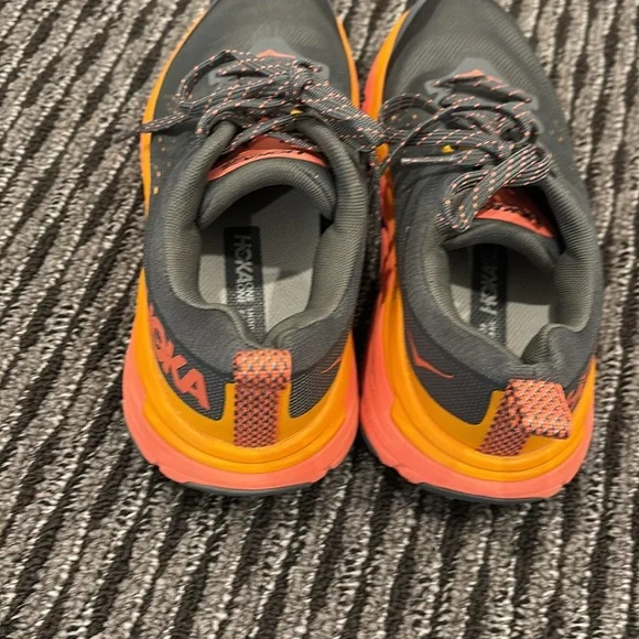 Hoka one on one challenger - Picture 3 of 6